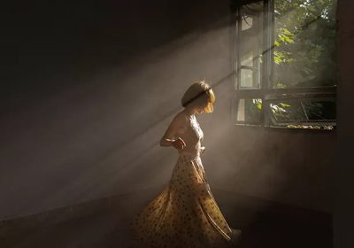 沉浸式环境氛围人像拍摄秘诀