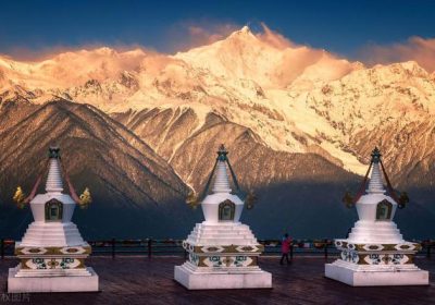 此生必看的日照金山观赏地