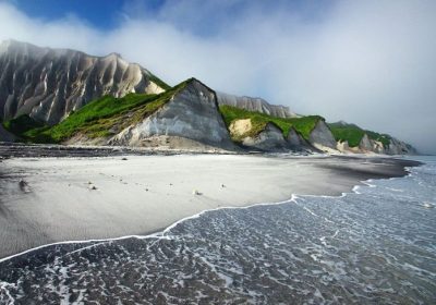 sea-cliffs-russia_74385_990x742